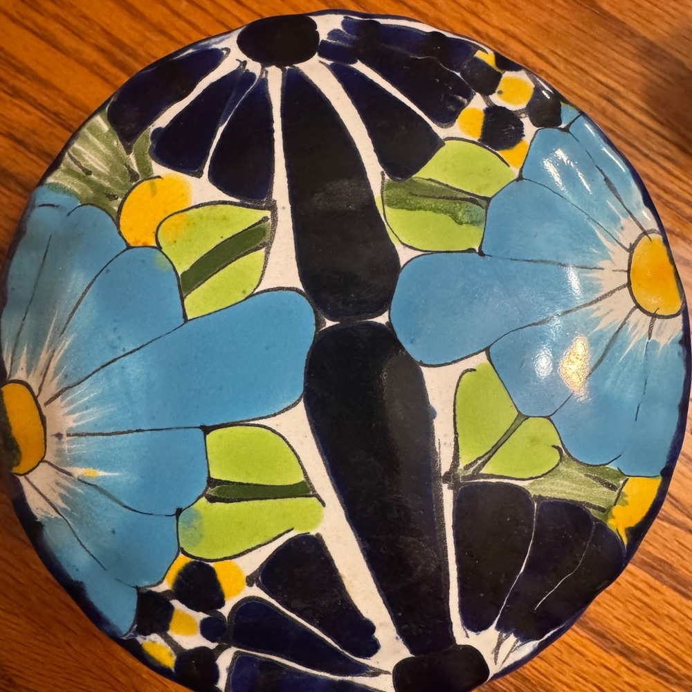 Talavera lidded trinket or jewelry box